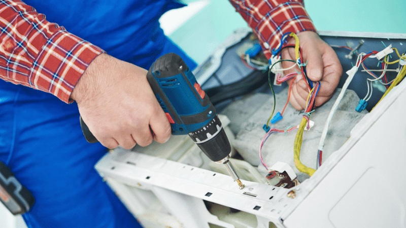 Saruhanlı Gree Gree çamaşır makinesi kart tamiri – Su almama arızası orijinal parça ile giderildi. - Teknik servis örneği